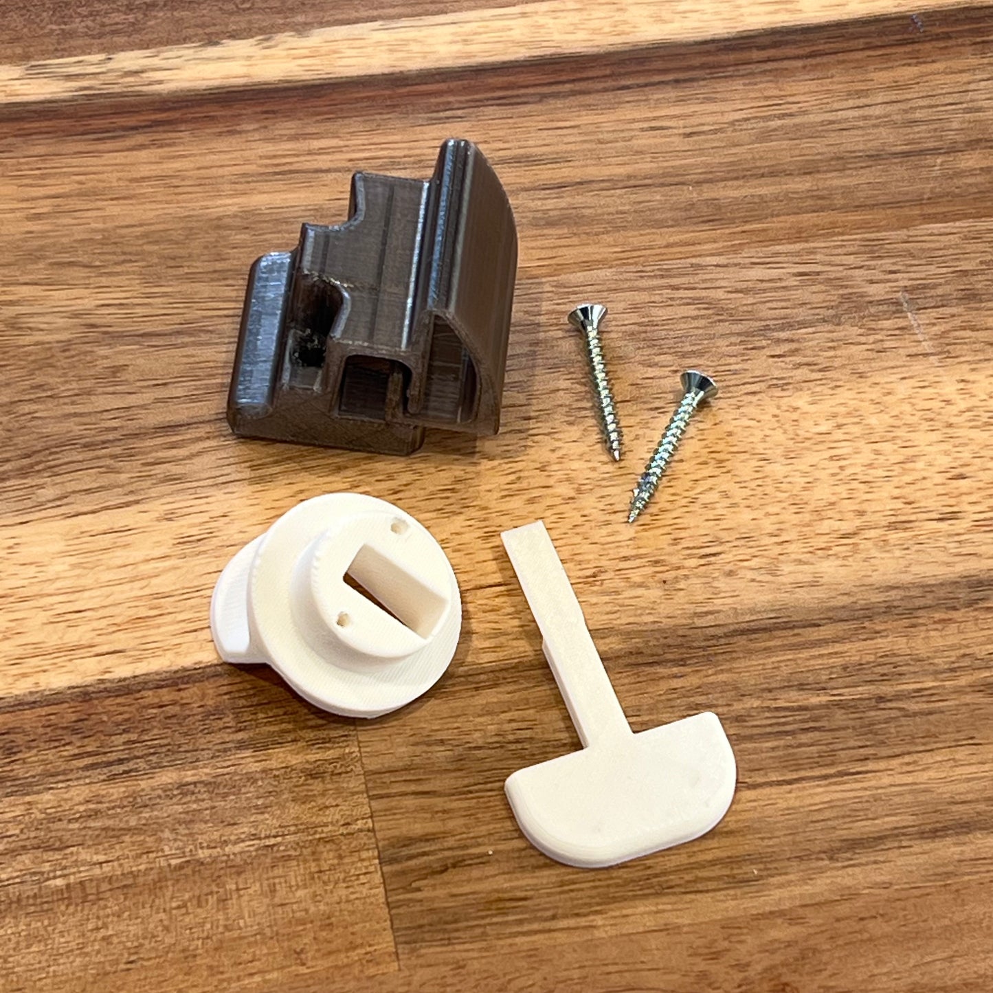 Loquet à verrouillage automatique pour parois fines (5/10mm) - 3DVanMaker