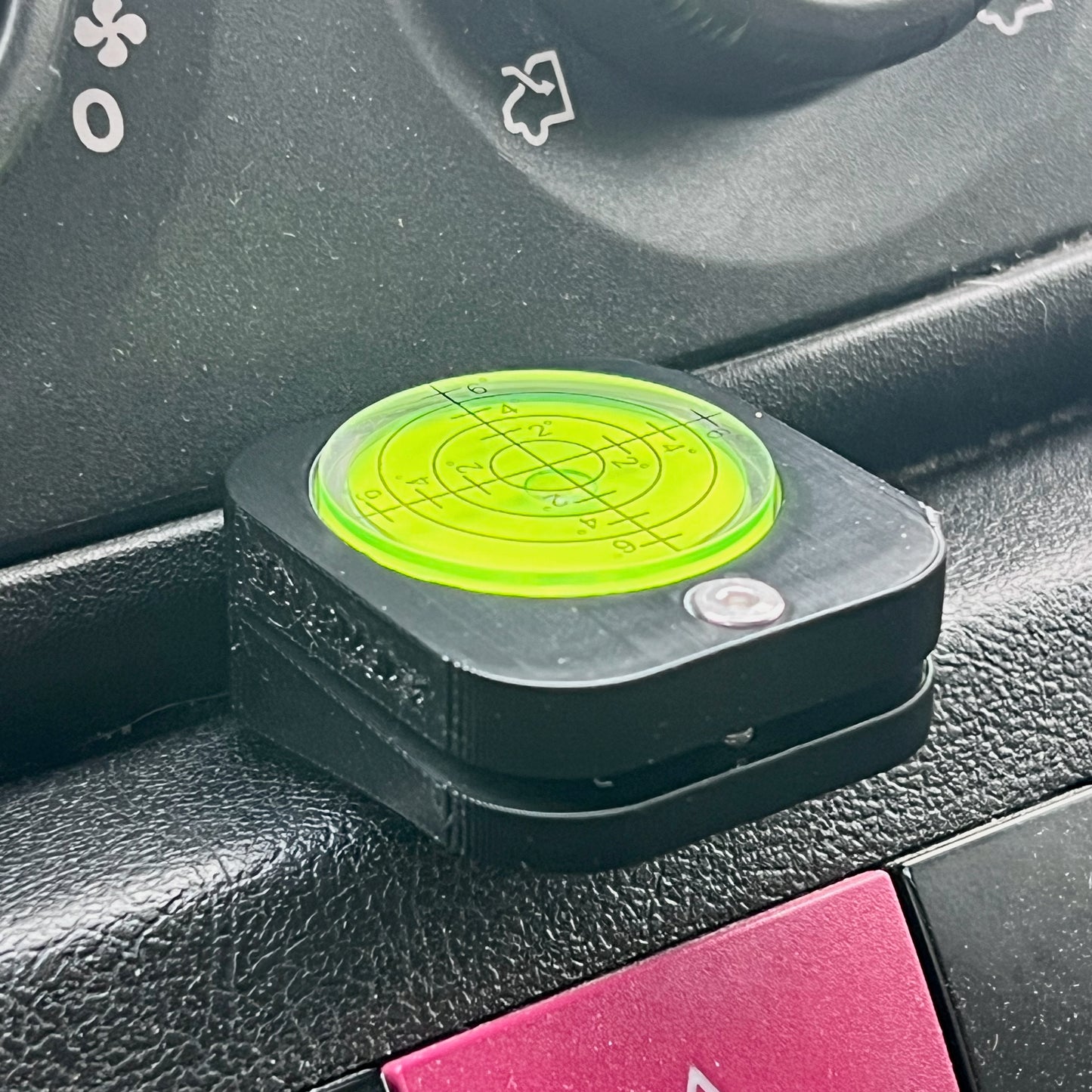 Niveau à bulle ajustable pour Peugeot Boxer/Citroen Jumper/Fiat Ducato - 3DVanMaker