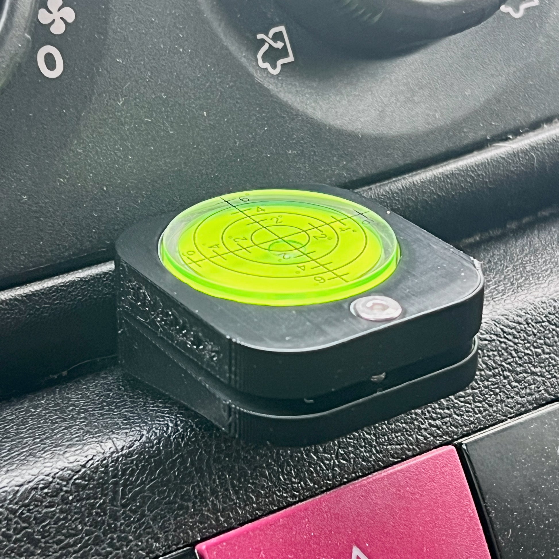 Niveau à bulle ajustable pour Peugeot Boxer/Citroen Jumper/Fiat Ducato - 3DVanMaker