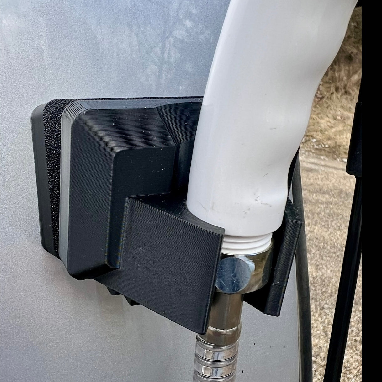 Support aimanté pour pommeau de douche REICH / Volkswagen California - 3DVanMaker