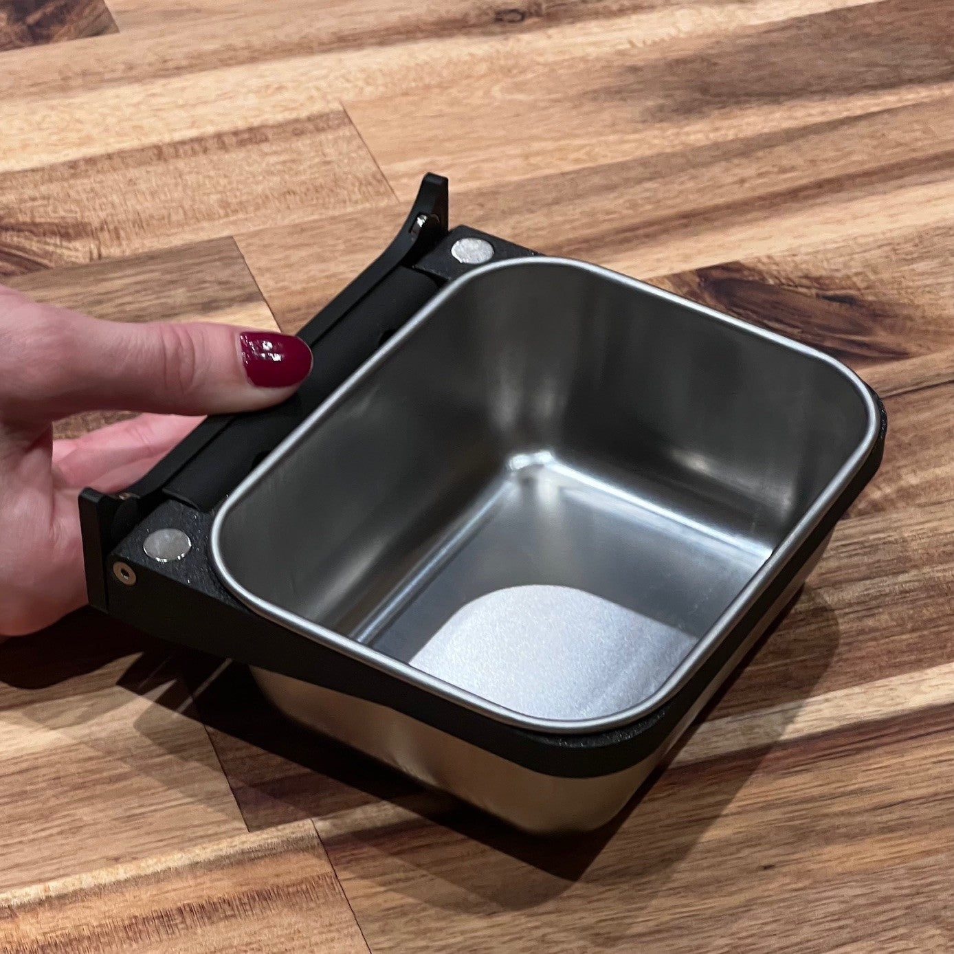 Gamelle chat/chien murale compacte et pliable - 3DVanMaker