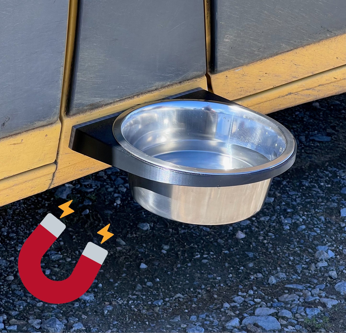 Compact and foldable double magnetic bowl for cats/dogs